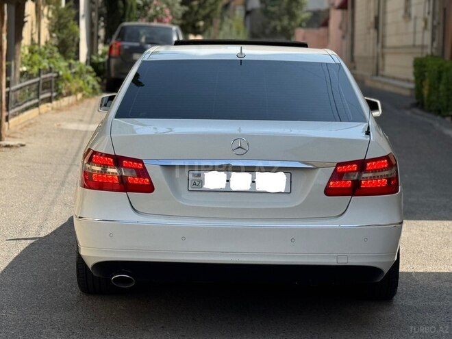 Mercedes E 220-4