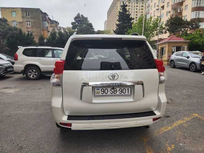 Toyota Land Cruiser Prado 2013, 150,000 km - 2.7 л - Bakı