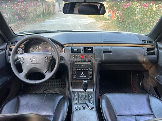 Mercedes E 240 1999, 408,000 km - 2.6 l - Bakı