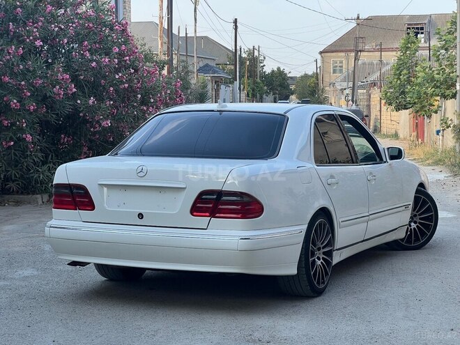 Mercedes E 240 1999, 408,000 km - 2.6 l - Bakı