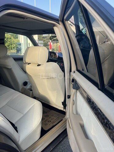 Mercedes E 220 1993, 364,587 km - 2.2 l - Xırdalan