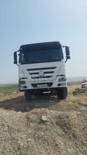HOWO Sinotruk 2010, 200 km - 9.7 l - Bakı