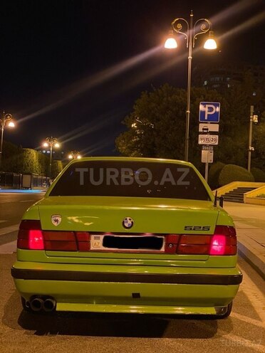 BMW 525 1994, 352,000 km - 2.5 l - Bakı