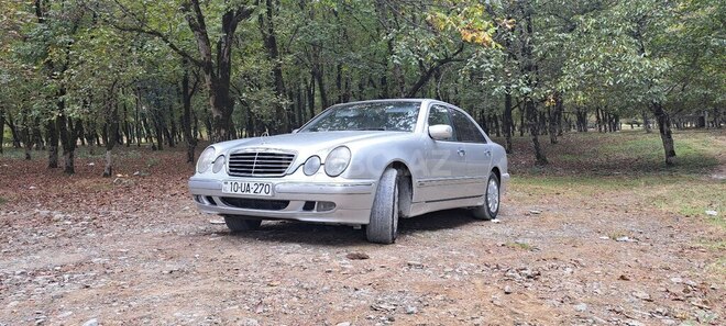 Mercedes E 270 2001, 382,000 km - 2.7 l - Ağdaş
