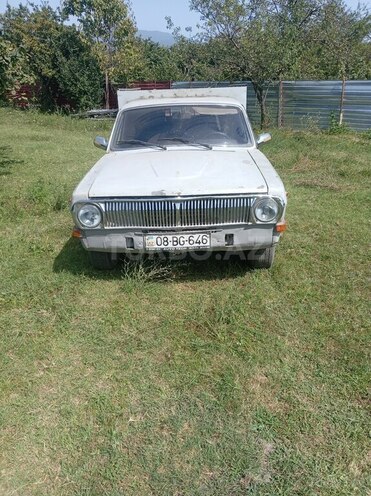 GAZ 24 1984, 350,000 km - 2.5 l - Balakən