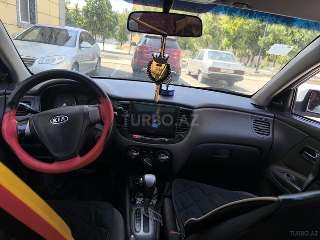 Kia Rio 2007, 448,000 km - 1.4 l - Naxçıvan