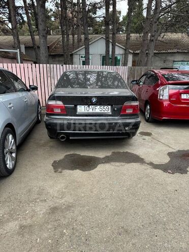 BMW 530 2001, 220,000 km - 3.0 l - Bakı