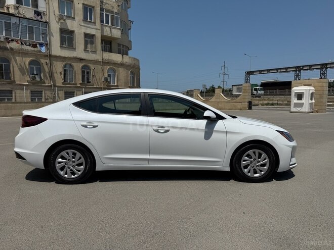 Hyundai Elantra 2019, 128,104 km - 2.0 l - Bakı