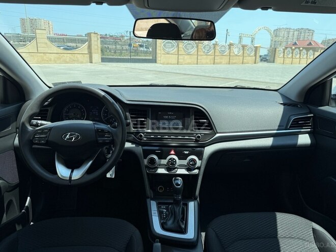 Hyundai Elantra 2019, 128,104 km - 2.0 l - Bakı