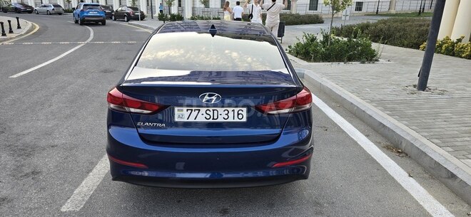 Hyundai Elantra 2017, 110,000 km - 2.0 л - Bakı