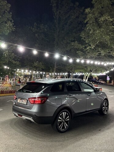 LADA (VAZ) Vesta SW Cross 2018, 92,000 km - 1.8 l - Bakı