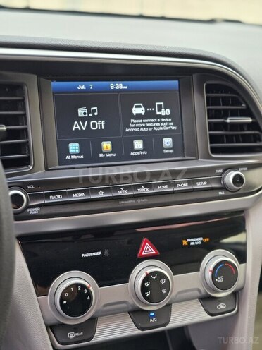 Hyundai Elantra 2018, 64,000 km - 2.0 l - Bakı