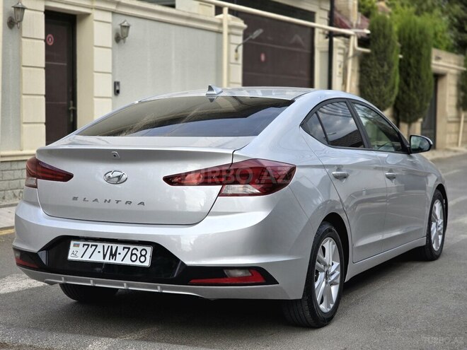 Hyundai Elantra 2018, 64,000 km - 2.0 l - Bakı