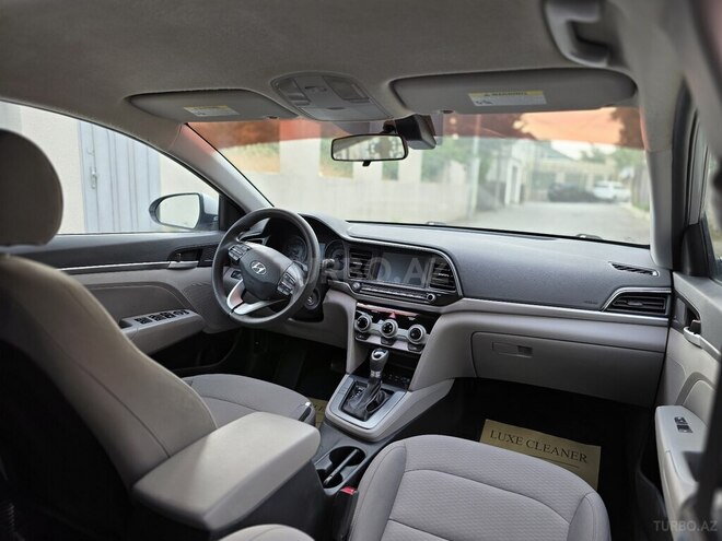 Hyundai Elantra 2018, 64,000 km - 2.0 l - Bakı