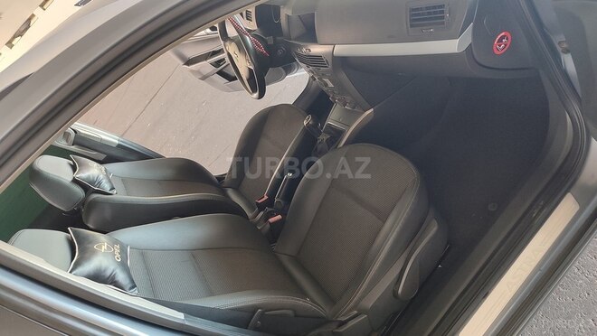 Opel Astra 2006, 320,370 km - 1.3 l - Bakı