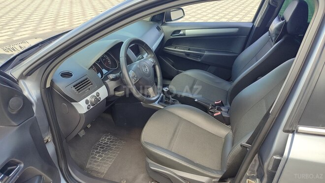 Opel Astra 2006, 320,370 km - 1.3 l - Bakı
