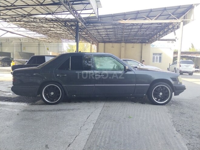 Mercedes E 250 1994, 633,000 km - 2.5 л - Gəncə