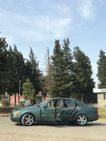 Mercedes C 200 1994, 484,600 km - 2.0 l - Masallı