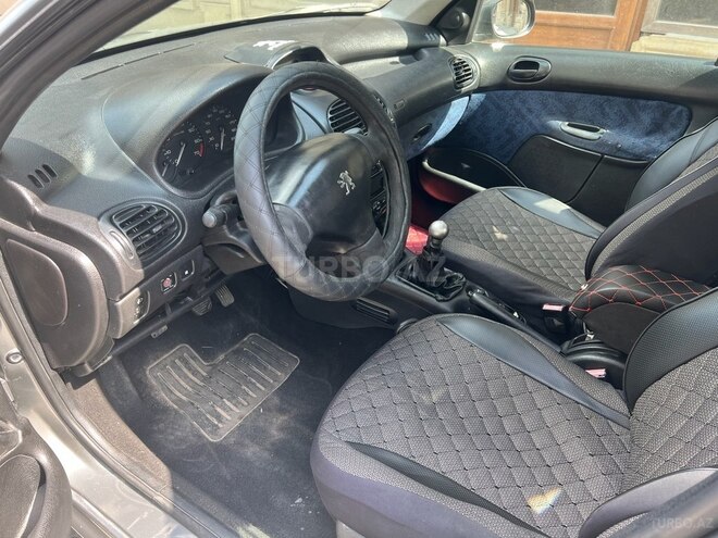 Peugeot 206 2006, 337,000 km - 1.6 l - Bakı