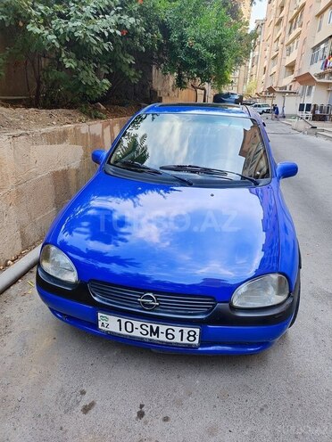 Opel Corsa 1996, 218,000 km - 1.4 l - Bakı