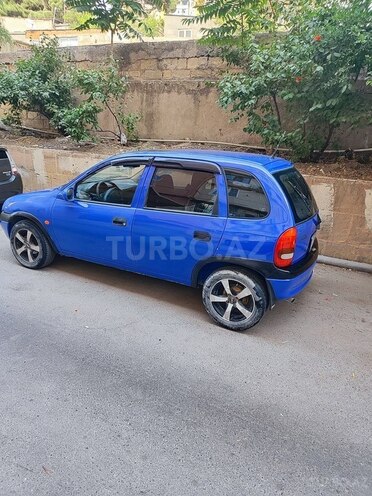 Opel Corsa 1996, 218,000 km - 1.4 l - Bakı