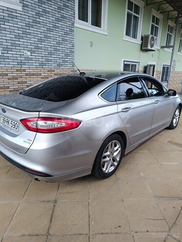 Ford Fusion (North America) 2013, 182,266 km - 1.6 l - Neftçala