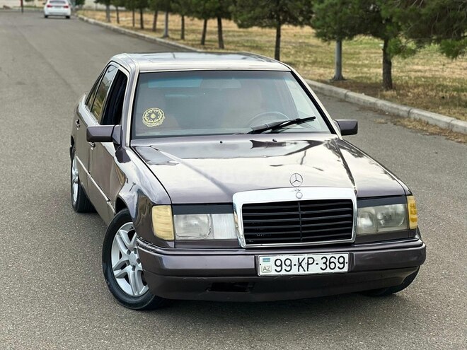 Mercedes E 230 1995, 24,254 km - 2.3 l - Gəncə