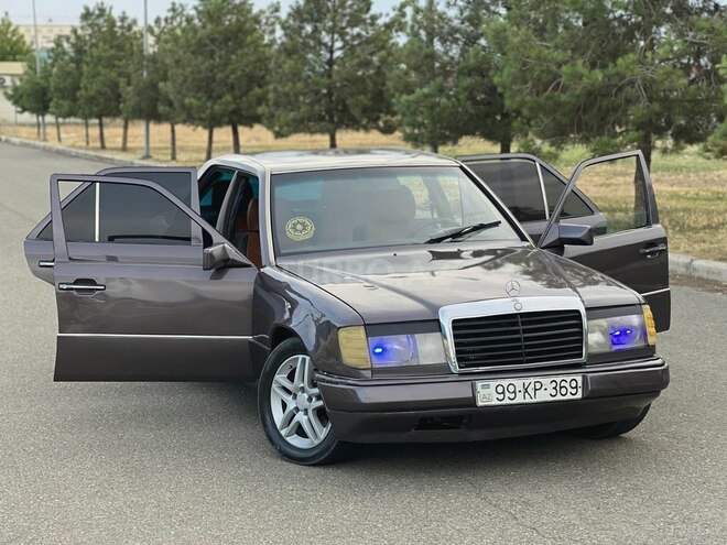 Mercedes E 230 1995, 24,254 km - 2.3 l - Gəncə