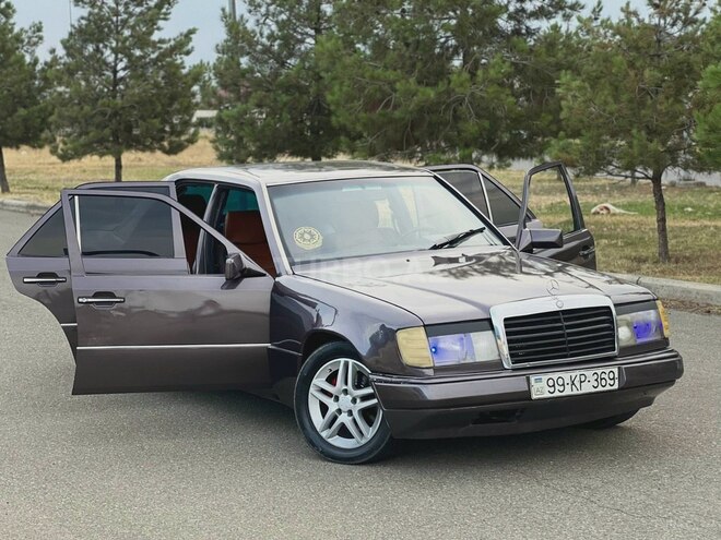 Mercedes E 230 1995, 24,254 km - 2.3 l - Gəncə