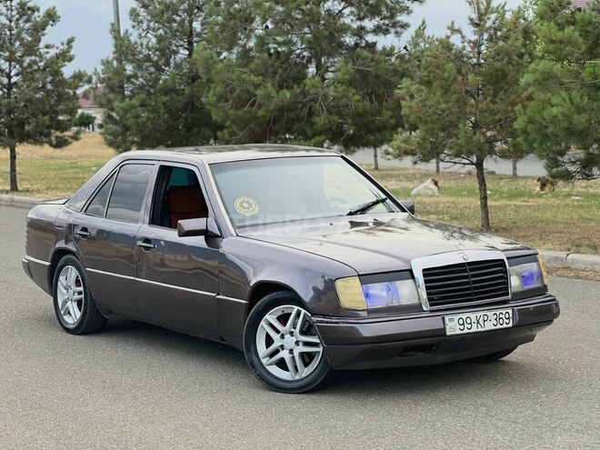 Mercedes E 230 1995, 24,254 km - 2.3 l - Gəncə