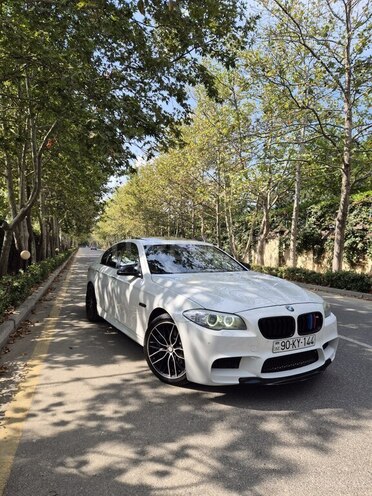BMW 528 2013, 242,000 km - 2.0 l - Bakı