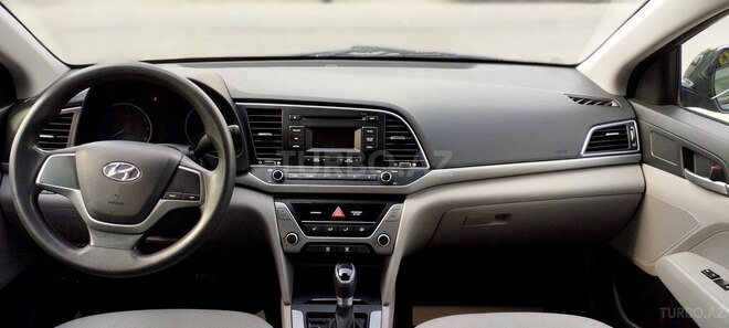 Hyundai Elantra 2016, 105,000 km - 1.6 l - Bakı