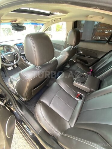Chevrolet Cruze 2011, 328,590 km - 1.4 l - Lənkəran
