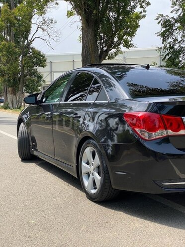 Chevrolet Cruze 2011, 328,590 km - 1.4 l - Lənkəran