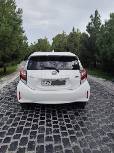 Toyota Aqua 2017, 132,898 km - 1.5 l - Bakı