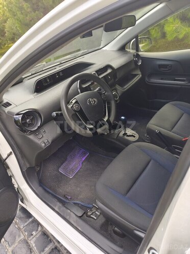 Toyota Aqua 2017, 132,898 km - 1.5 l - Bakı