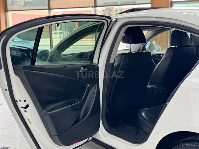 Volkswagen Passat 2008, 214,000 km - 2.0 l - Bakı