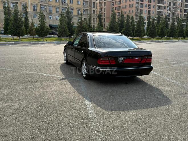 Mercedes E 320 2001, 333,000 km - 3.2 l - Ağcabədi