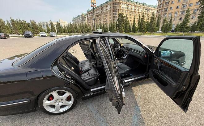 Mercedes E 320 2001, 333,000 km - 3.2 l - Ağcabədi