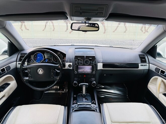 Volkswagen Touareg 2008, 185,100 km - 4.2 л - Bakı