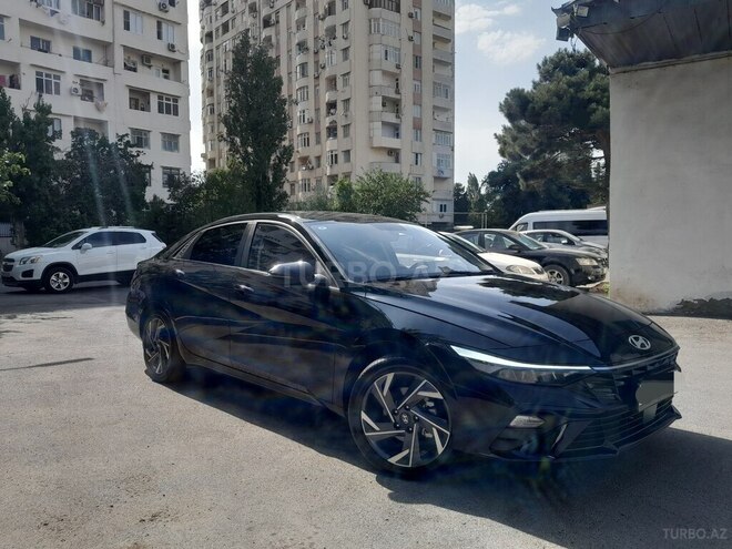 Hyundai Elantra 2025, 4,000 km - 1.5 л - Bakı