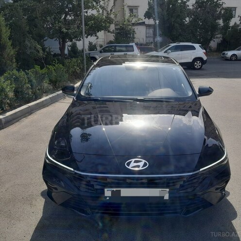 Hyundai Elantra 2025, 4,000 km - 1.5 л - Bakı