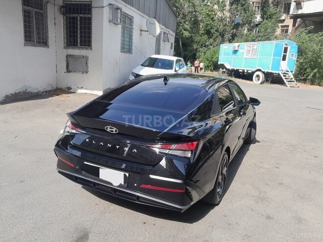 Hyundai Elantra 2025, 4,000 km - 1.5 л - Bakı