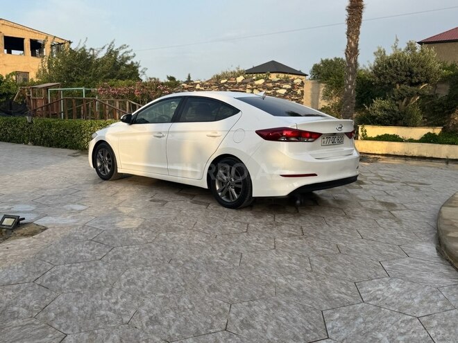 Hyundai Elantra 2017, 141,622 km - 2.0 л - Bakı