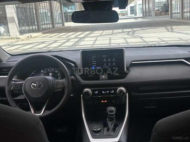 Toyota RAV4 2024, 10,200 km - 2.5 l - Bakı