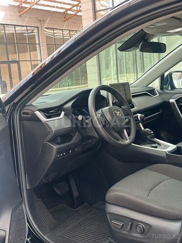 Toyota RAV4 2024, 10,200 km - 2.5 l - Bakı