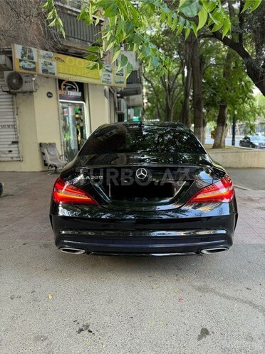 Mercedes CLA 220 2018, 900,500 km - 2.1 л - Bakı