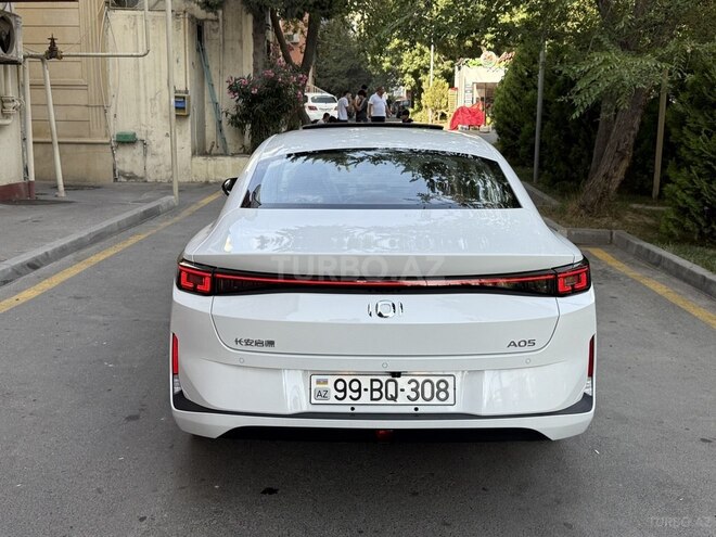 Changan Qiyuan A05 2025, 0 km - 1.5 л - Bakı