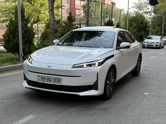 Changan Qiyuan A05 2025, 0 km - 1.5 л - Bakı