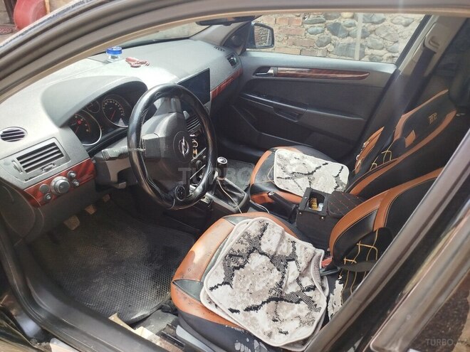Opel Astra 2004, 523,650 km - 1.4 l - Gəncə
